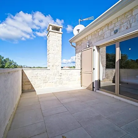 Villa Sun Spalato Teranina *